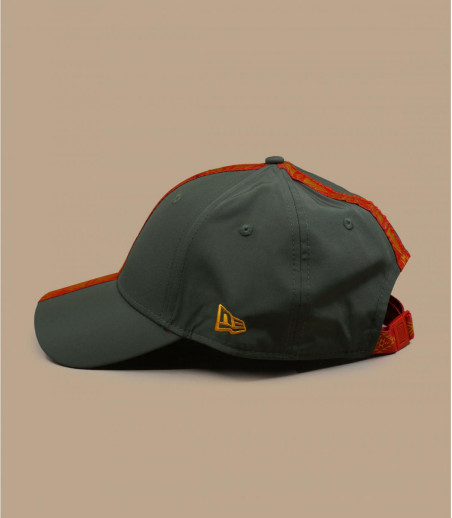 Green cap orange ribbon
